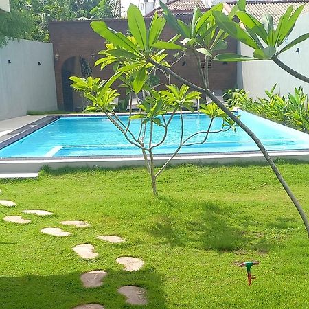 Ocean View Tourist Guest House At Negombo Beach Near The Airport Exterior foto