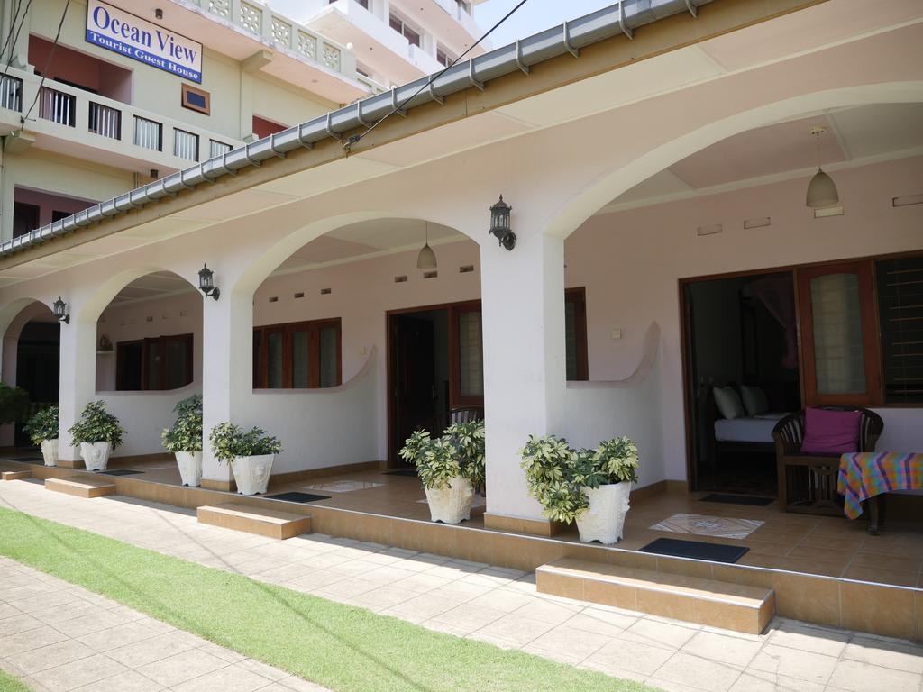 Ocean View Tourist Guest House At Negombo Beach Exterior foto