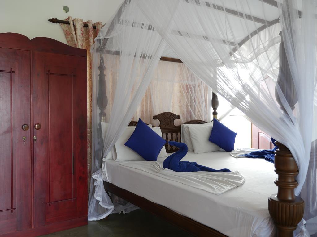 Ocean View Tourist Guest House At Negombo Beach Near The Airport Exterior foto